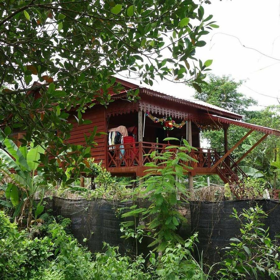 Authentic Cambodian Angkor Cottage Siem Reap Exterior photo