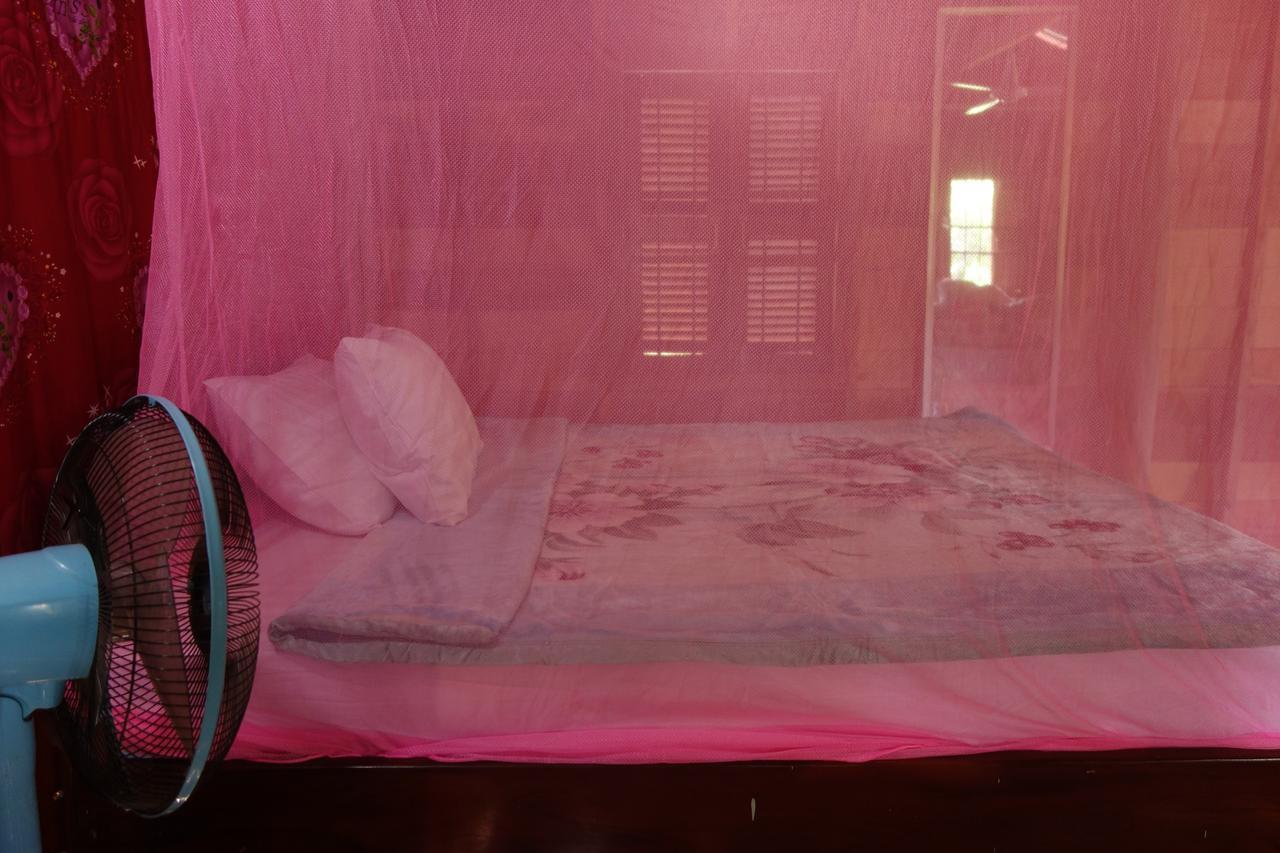 Authentic Cambodian Angkor Cottage Siem Reap Exterior photo