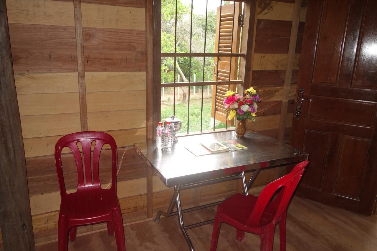 Authentic Cambodian Angkor Cottage Siem Reap Exterior photo