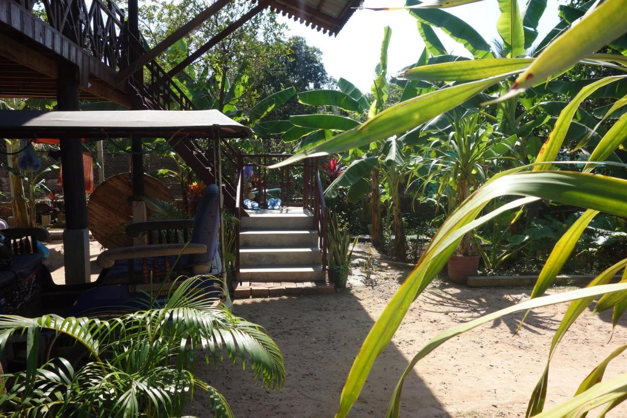 Authentic Cambodian Angkor Cottage Siem Reap Exterior photo